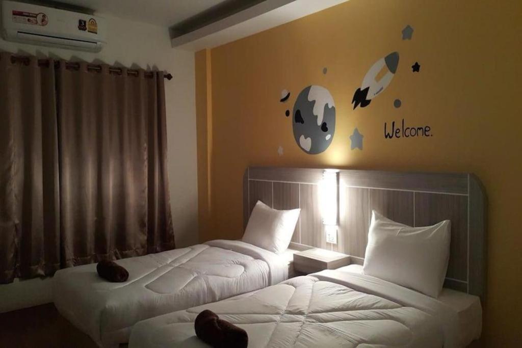 Silayok Grand Hotel Tak Exteriör bild