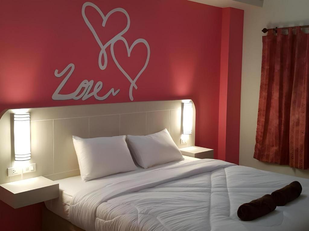 Silayok Grand Hotel Tak Exteriör bild