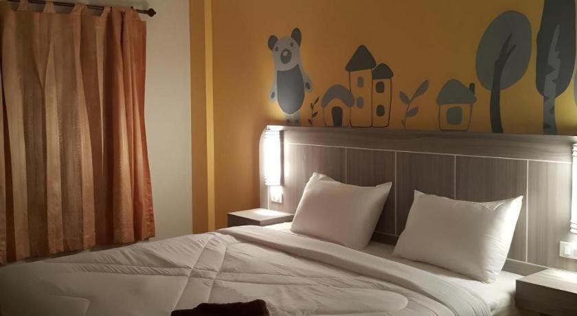 Silayok Grand Hotel Tak Exteriör bild