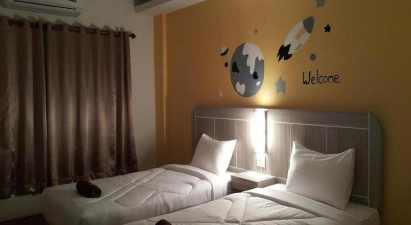 Silayok Grand Hotel Tak Exteriör bild