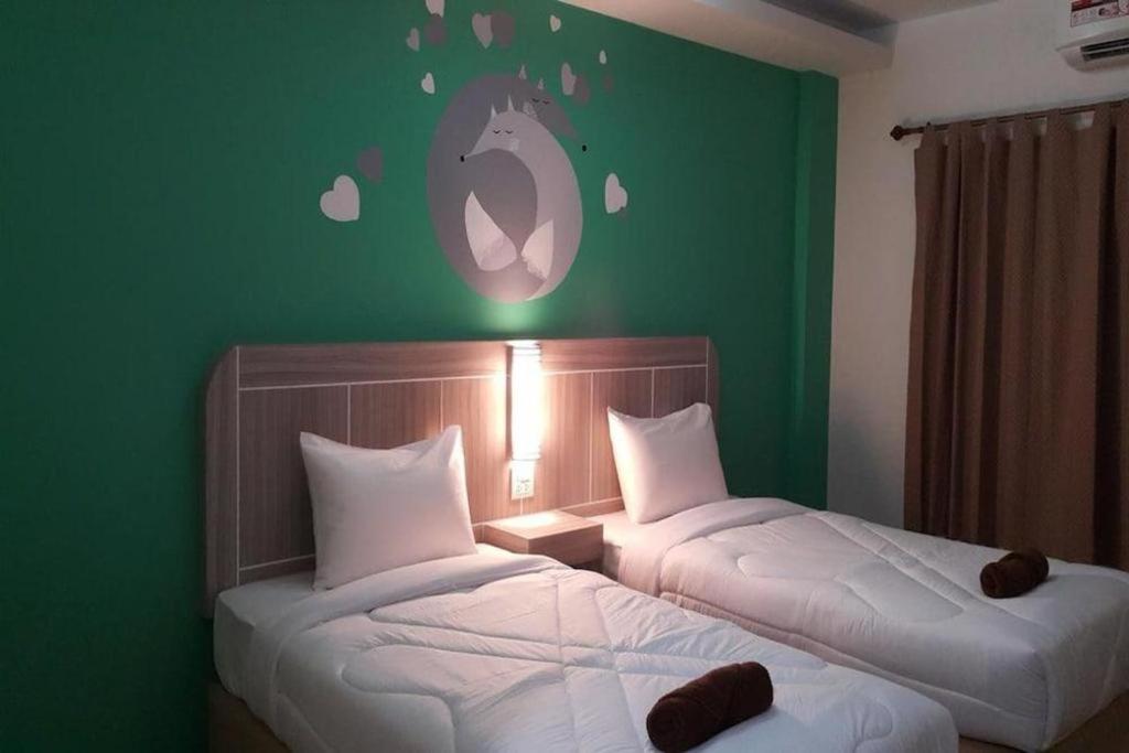 Silayok Grand Hotel Tak Exteriör bild